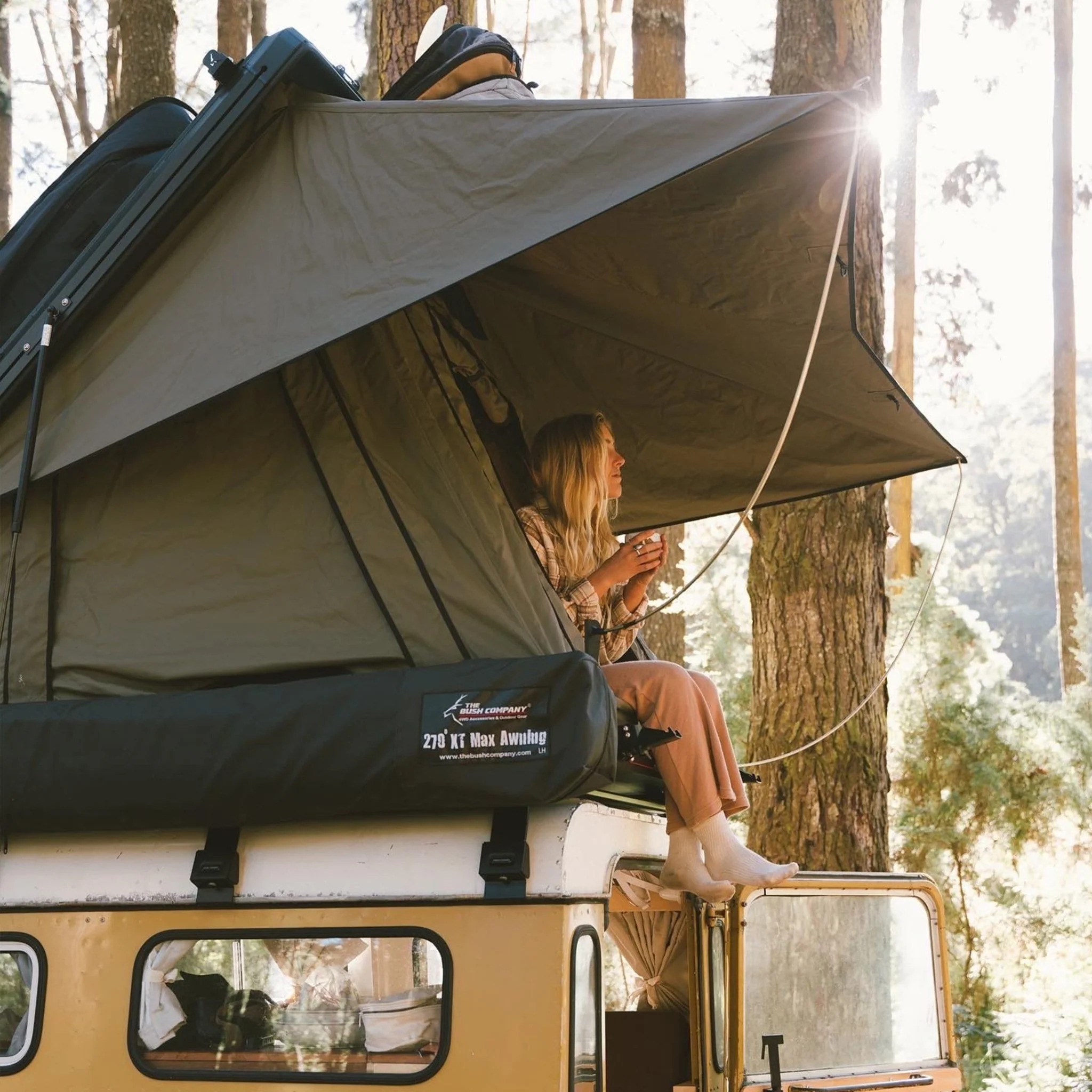 AX27 Clamshell Rooftop Tent - Image 4